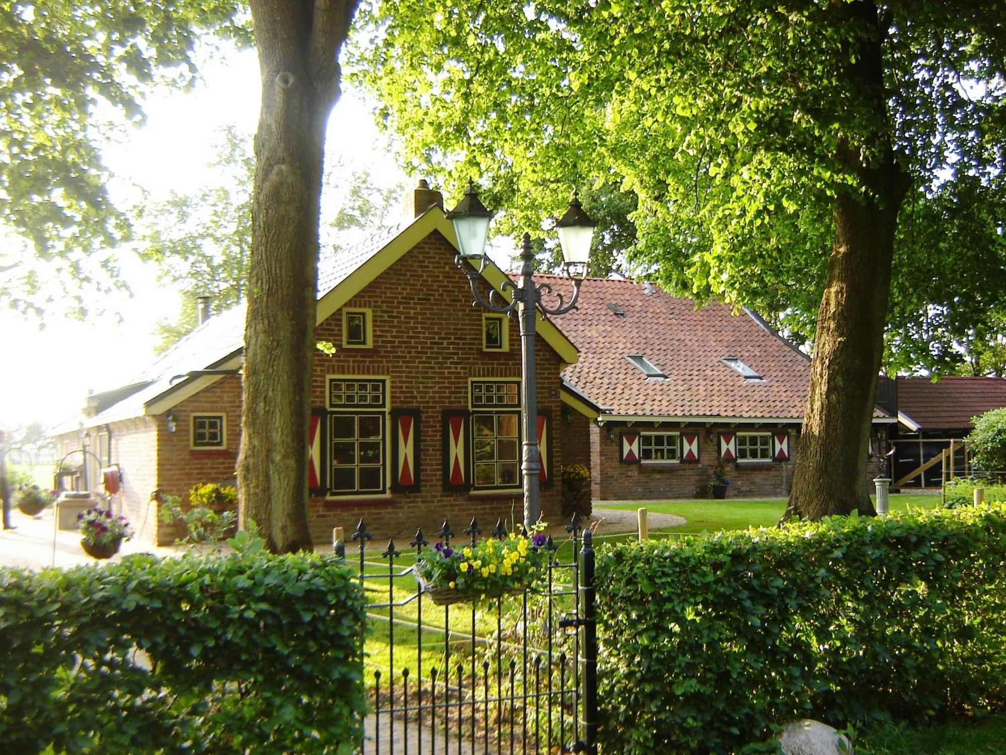 Bed En Breakfast De Boksloot Ravenswoud Exterior photo