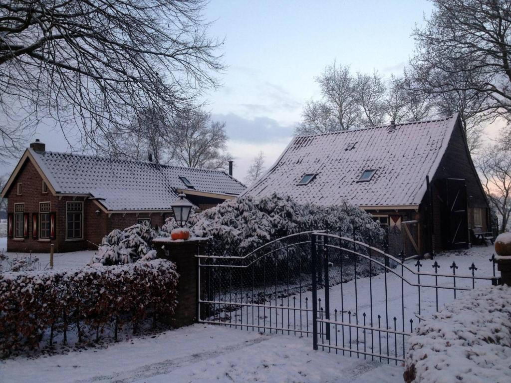 Bed En Breakfast De Boksloot Ravenswoud Exterior photo